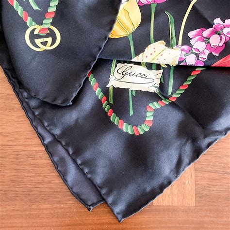 black gucci scarf silk